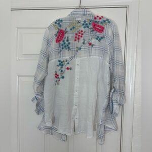 Kyla Seo Embroidered Top Size M